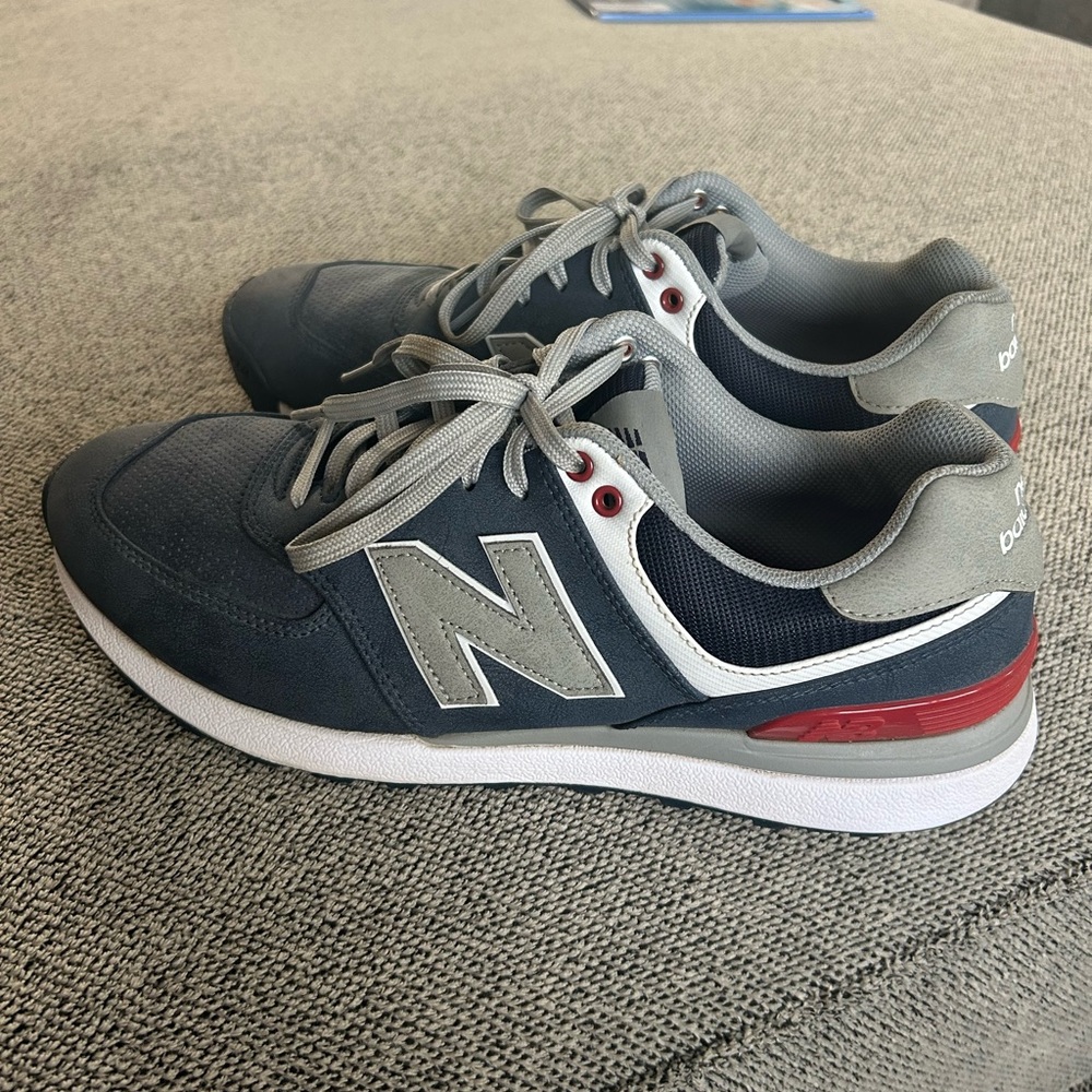 New Balance Men's golf shoes